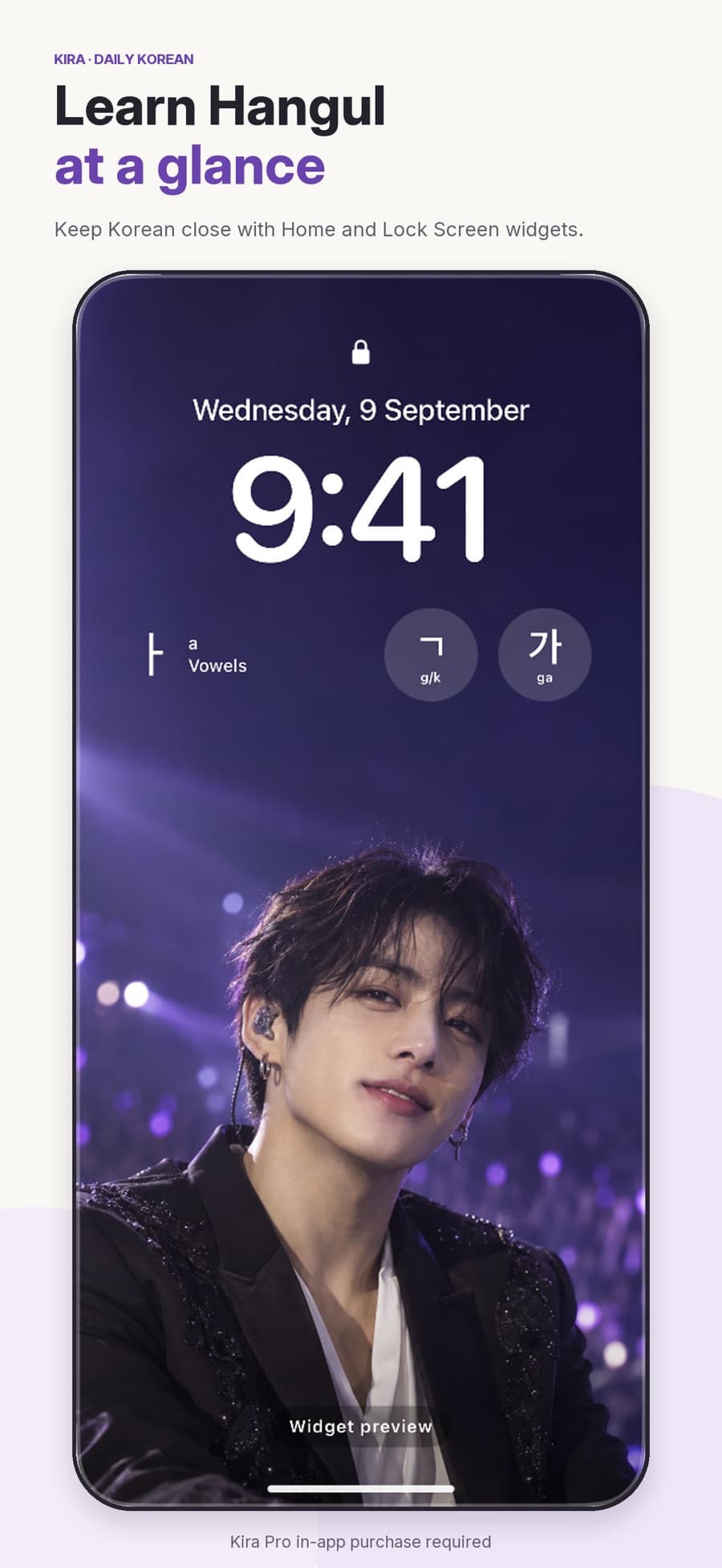Kira widget preview showing Hangul letters and their sounds on an iPhone Lock Screen